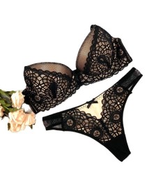 Ens Soutien gorge / string du 80B au 100B Mystique